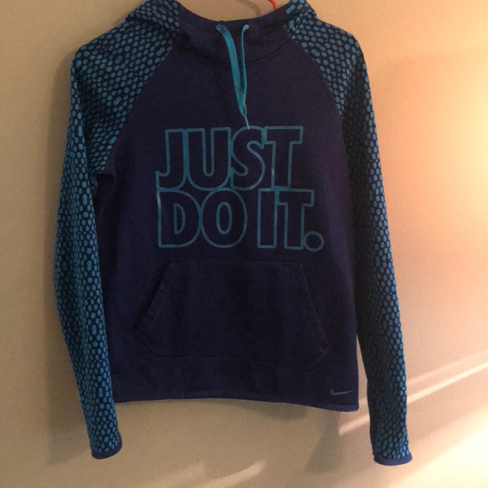 Blue Nike therma-fit hoodie. Size XS.